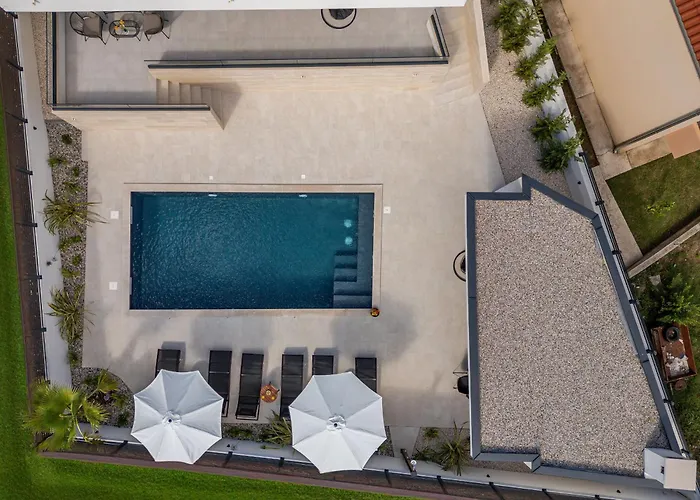 Niksun Zadarvillas Vila