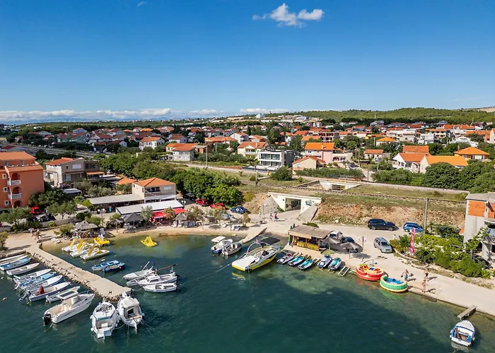 Niksun Zadarvillas *