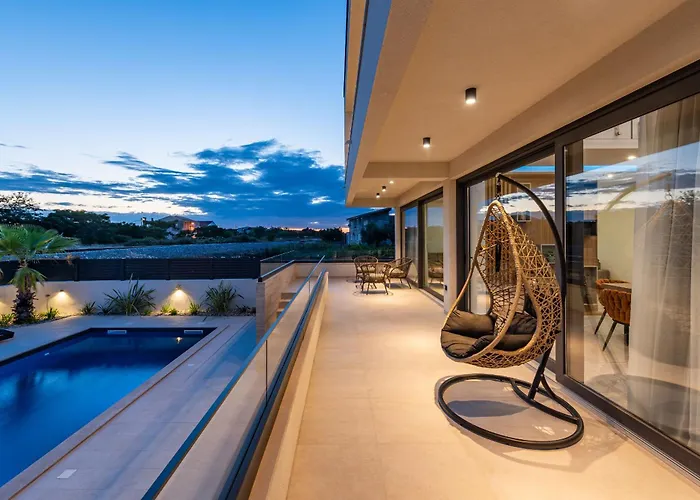 빌라 Niksun Zadarvillas 비빈제