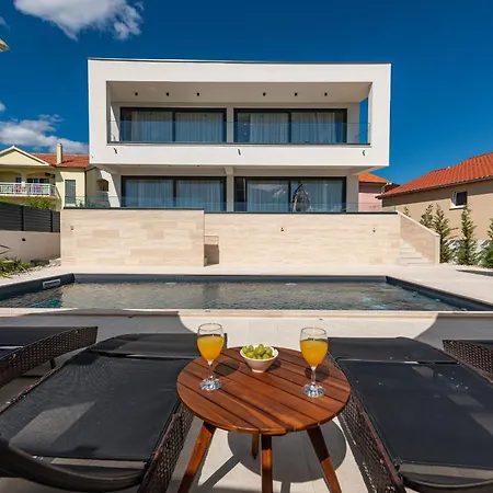 Niksun Zadarvillas וילה